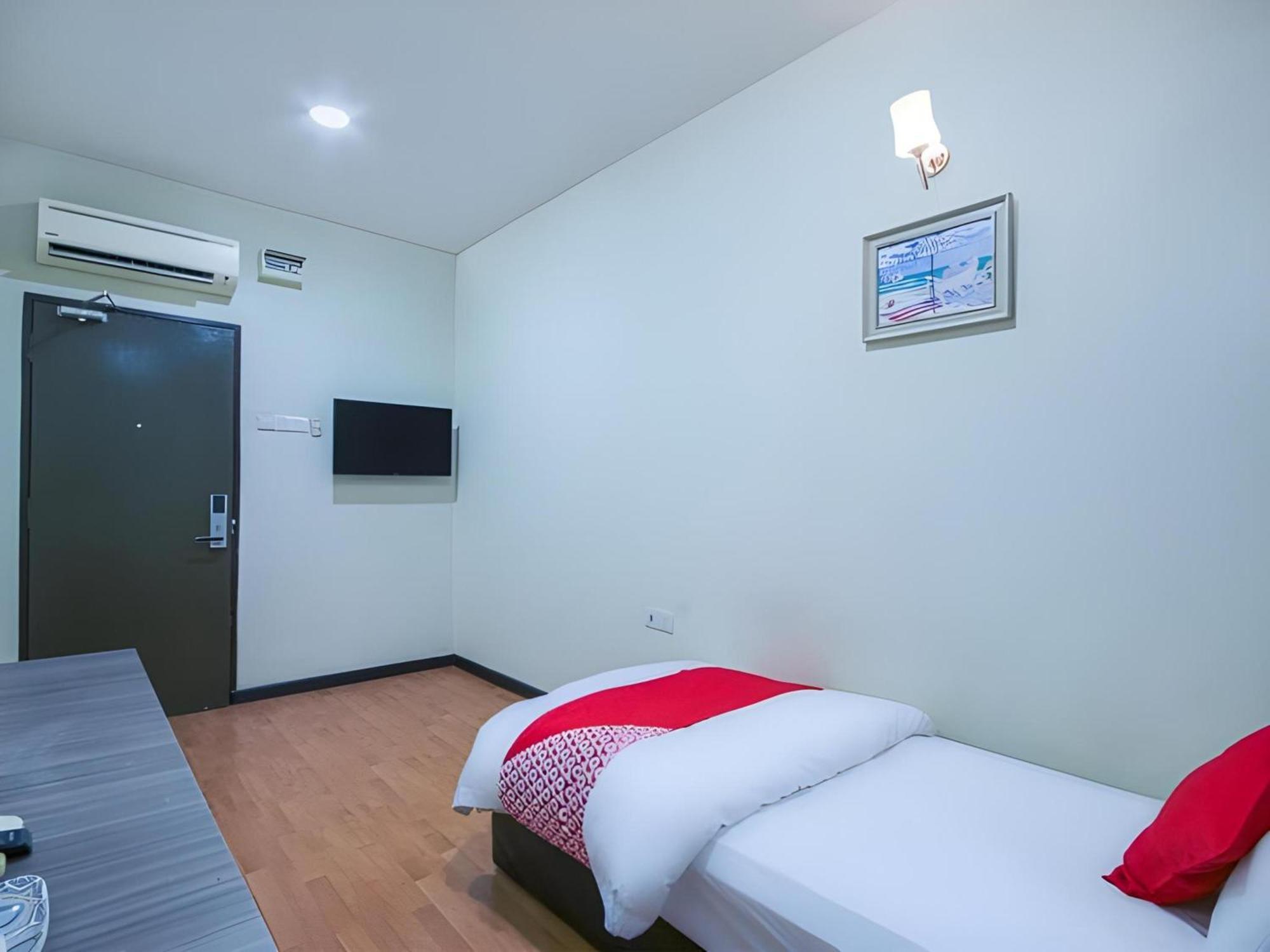 Capital O 812 Hotel Smc Seksyen 13 Shah Alam Luaran gambar