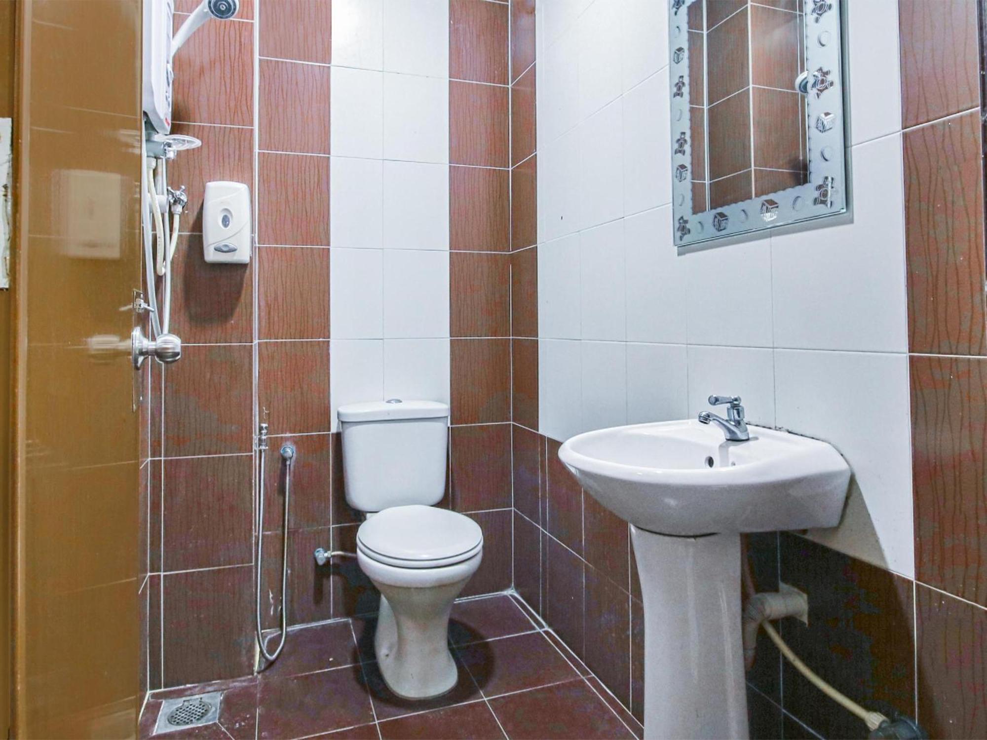 Capital O 812 Hotel Smc Seksyen 13 Shah Alam Luaran gambar