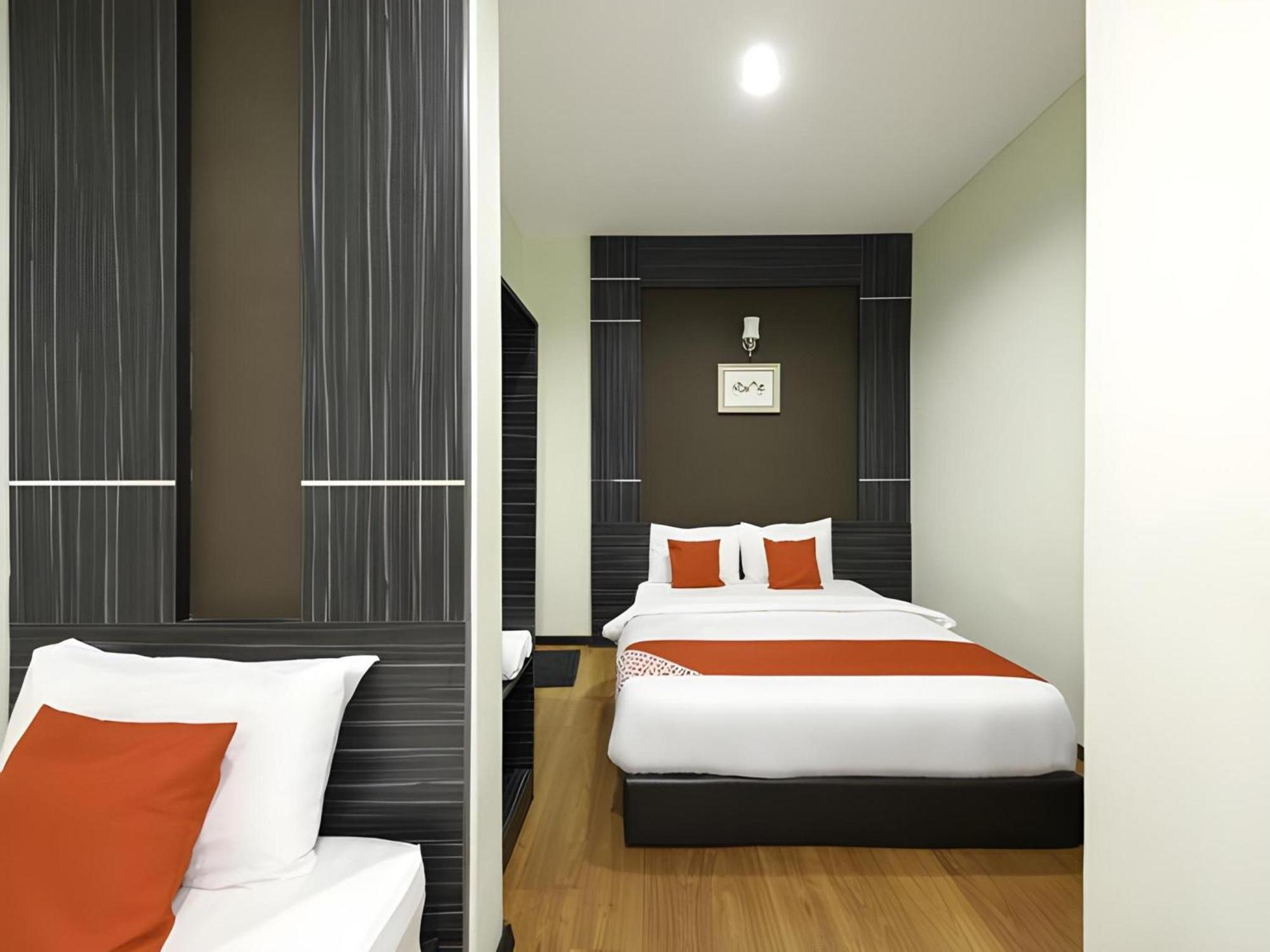 Capital O 812 Hotel Smc Seksyen 13 Shah Alam Luaran gambar