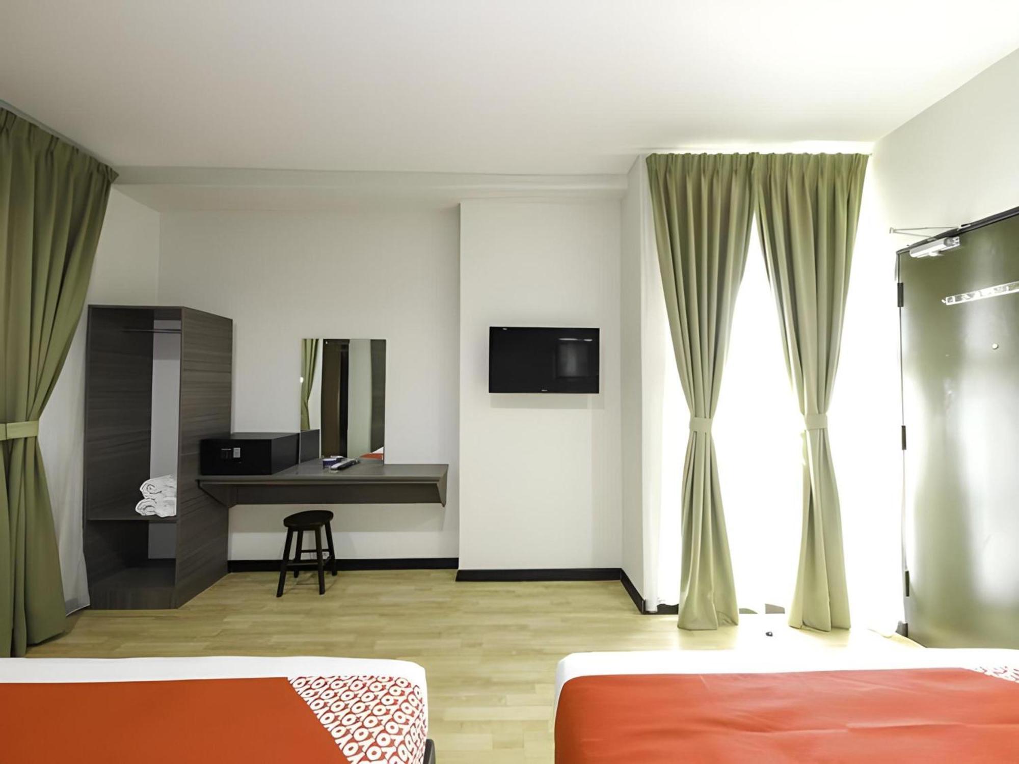 Capital O 812 Hotel Smc Seksyen 13 Shah Alam Luaran gambar